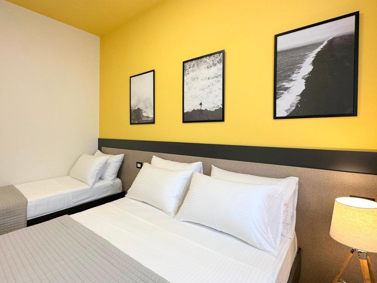 13 Eur For Monthly Stay - Home By The Sea - Hbs Golem  Extérieur photo