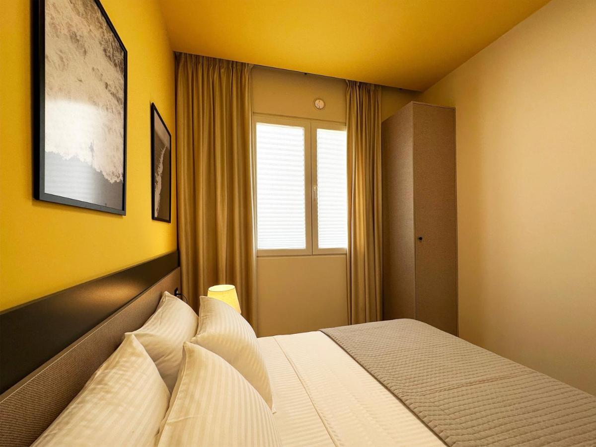13 Eur For Monthly Stay - Home By The Sea - Hbs Golem  Extérieur photo