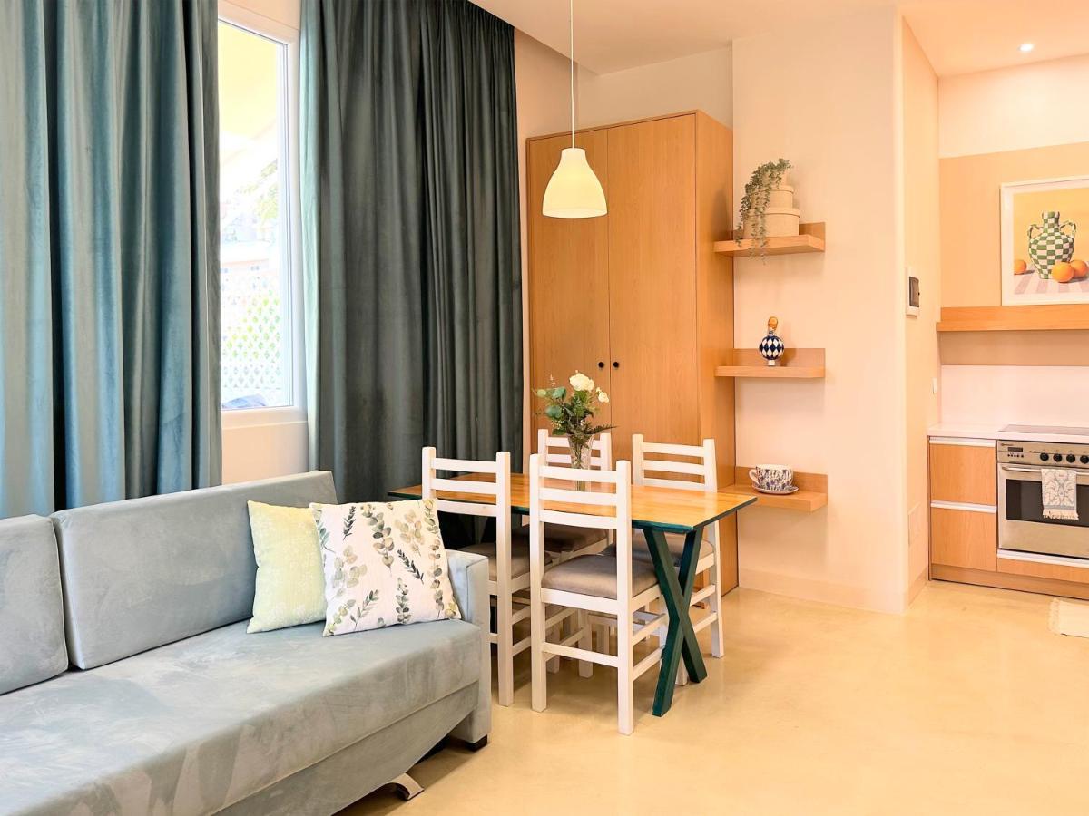 13 Eur For Monthly Stay - Home By The Sea - Hbs Golem  Extérieur photo