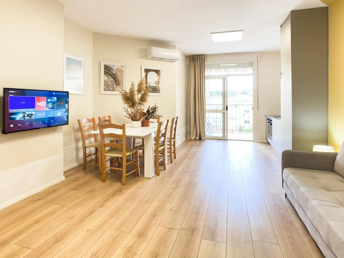 13 Eur For Monthly Stay - Home By The Sea - Hbs Golem  Extérieur photo