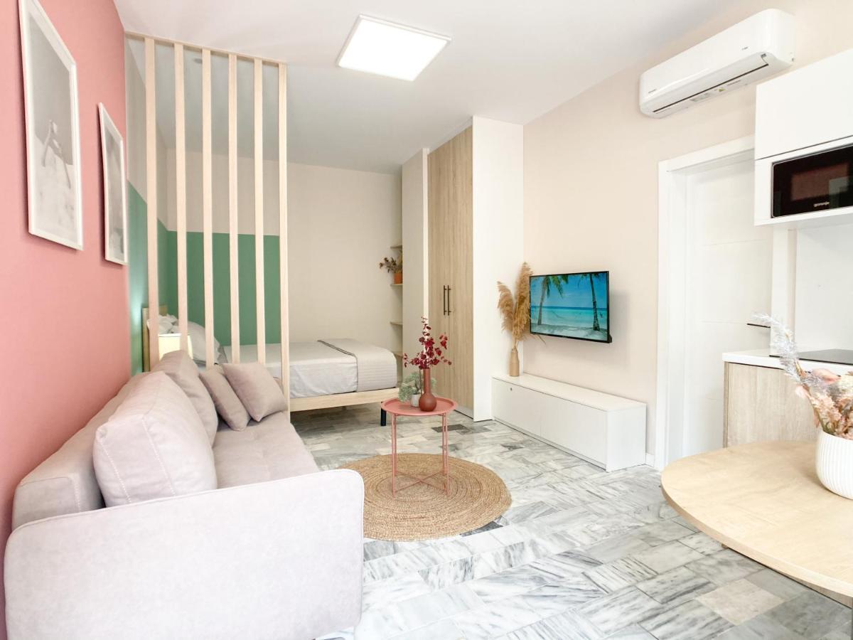 13 Eur For Monthly Stay - Home By The Sea - Hbs Golem  Extérieur photo